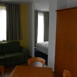 Veritas 3* بودابست