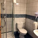 فندق Veritas 3*