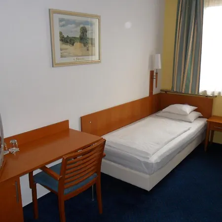 Hotel Veritas 3*