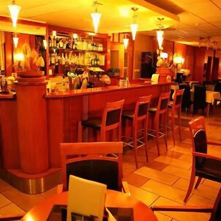 Hotel Veritas 3*